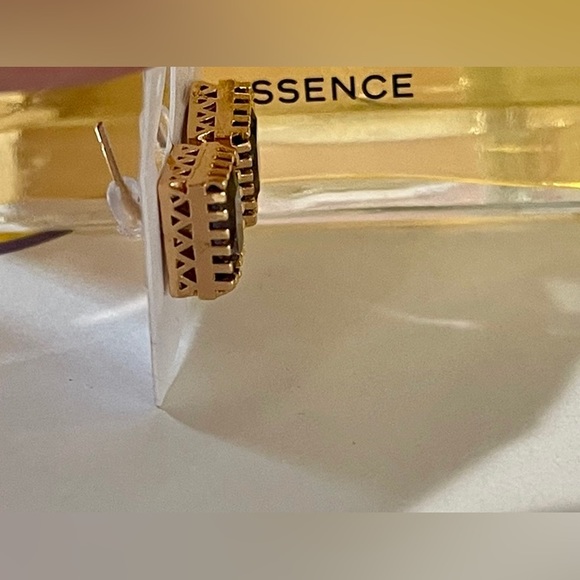 Ear studs. - Picture 2 of 5